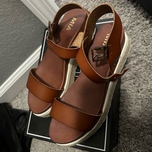 New Mia platform sandals